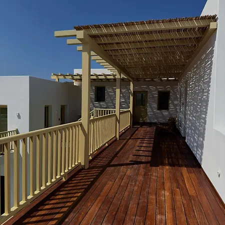 Pyrgos Village Mykonos Ξενοδοχείο με διαμερίσματα 4*