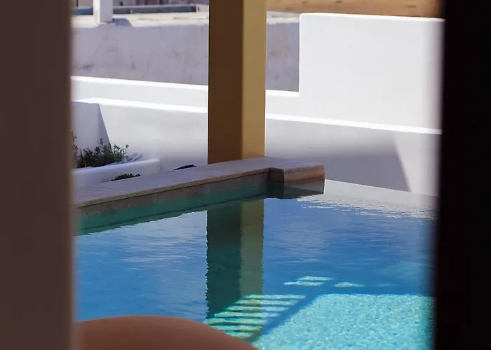 Pyrgos Village Mykonos Apartmanhotel 4*