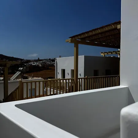 Pyrgos Village Mykonos Ξενοδοχείο με διαμερίσματα 4*